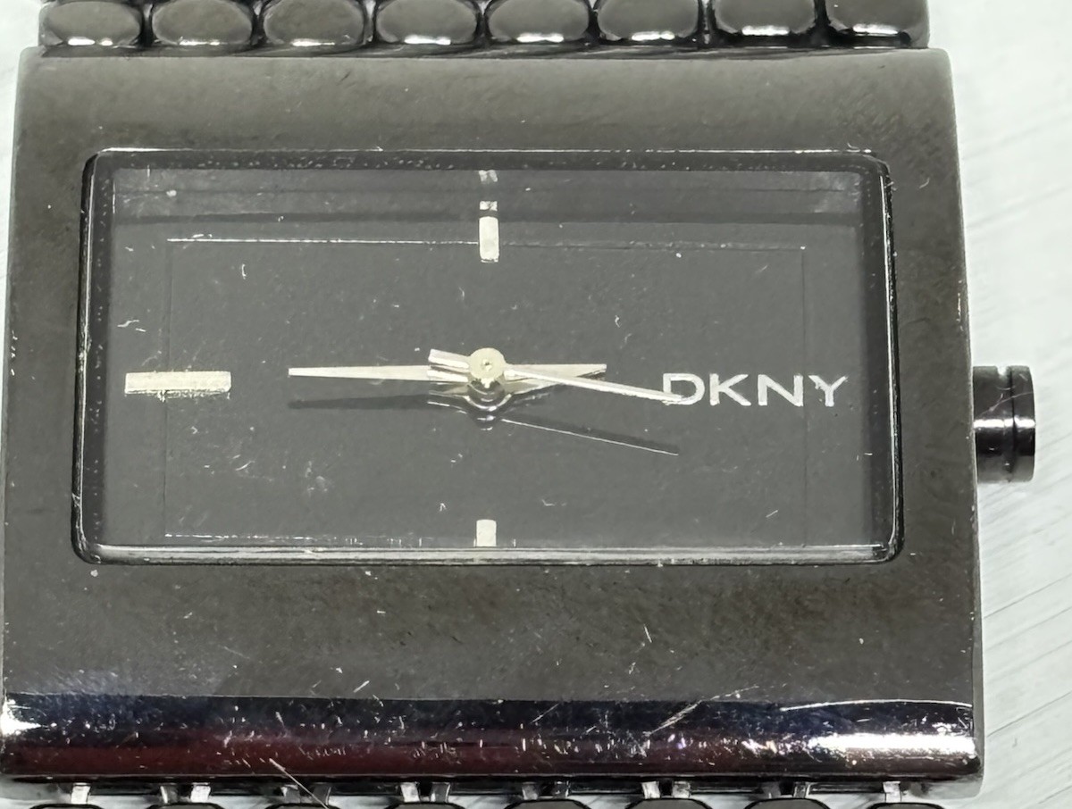 DKNY 32mm Black Case Black Stainless Steel Women’s Watch NY8116 New Battery