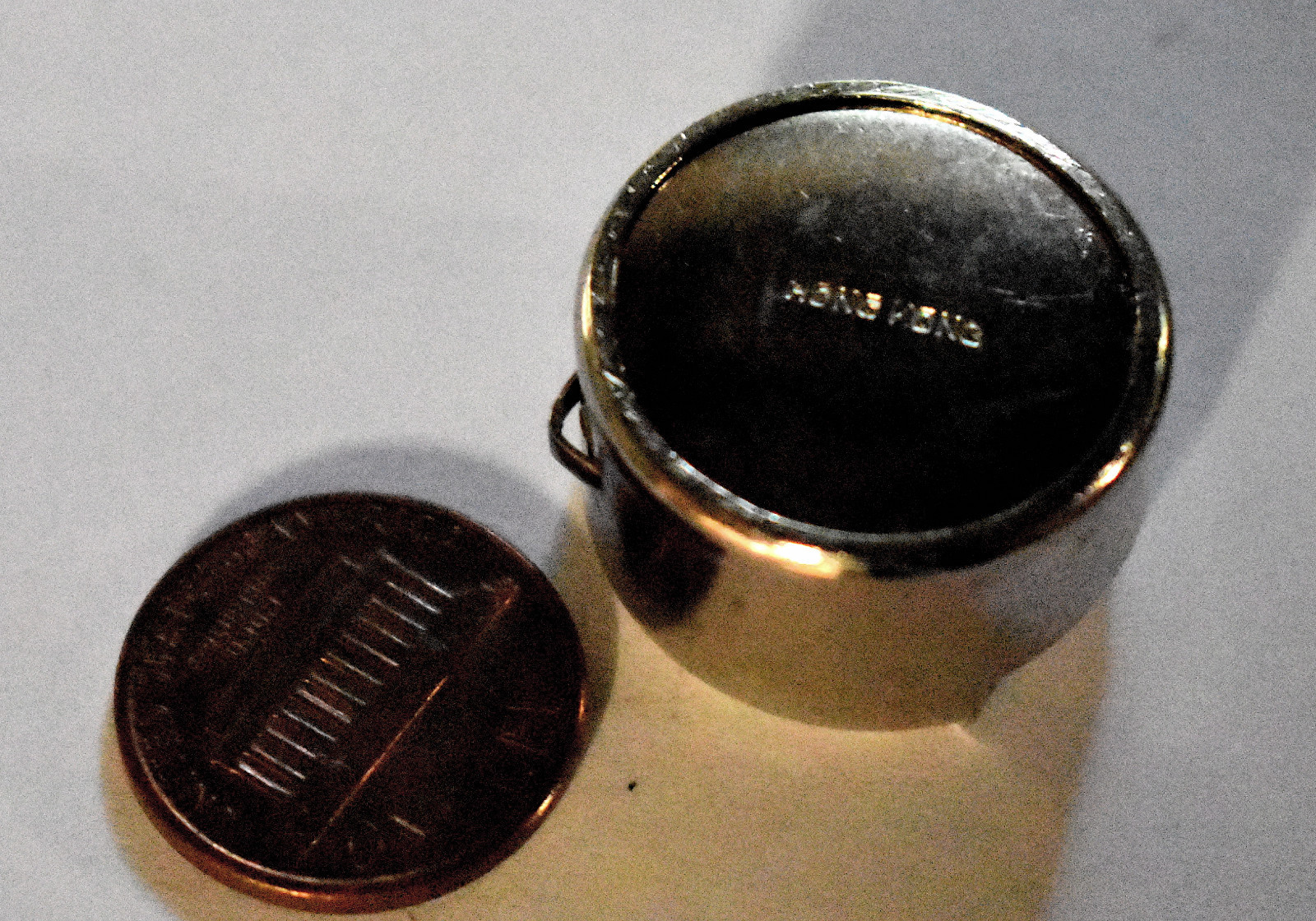vintage METAL COIN HOLDER * STAINLESS COLOR * NEW OLD STOCK * SPRING * 3/4 in