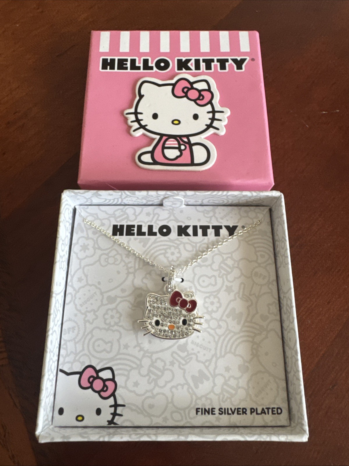 Hello Kitty Fine Silver Plated Heart necklace NEW