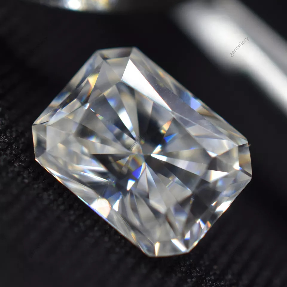 Lab Created Diamond 3X5MM Radiant Cut If Clarity D Colour GIE Certified! Making