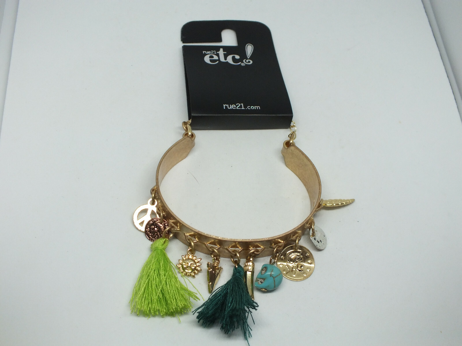 Beautiful Clasp Bracelet Gold Tone Dangles Org Label Rue 21 etc 1/2″ W x 2 1/2″A