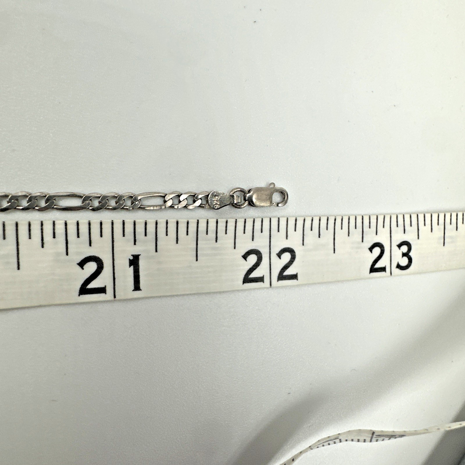 Vtg 925 Sterling Silver Figaro Link Chain 22″ Necklace 5.4 Grams 2.5mm Italy