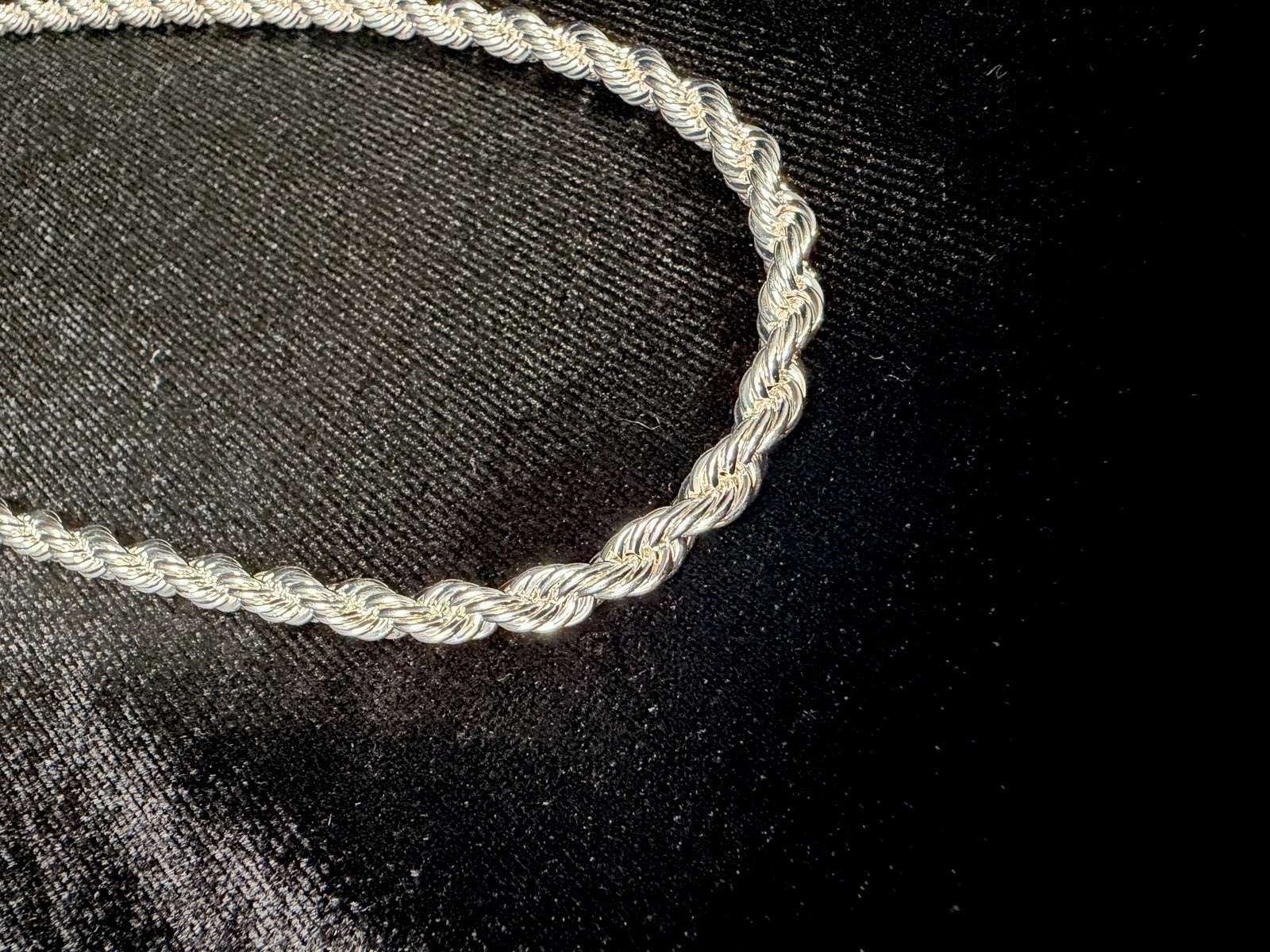 925 Stamped Silver Rope Necklace 20in 5MM. 30.2g. BEAUTIFUL! Brand New.