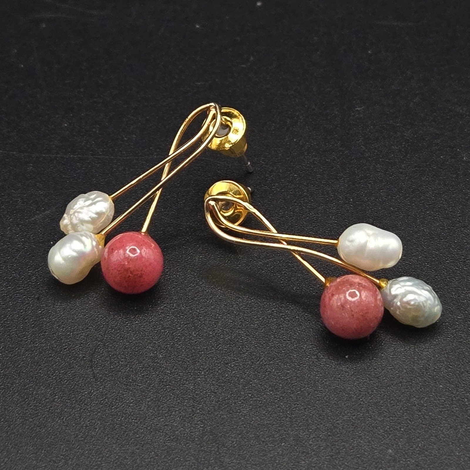 Handmade Baroque Freshwater Pearl and Coral Dangle Beads Goldtone Post Earrings