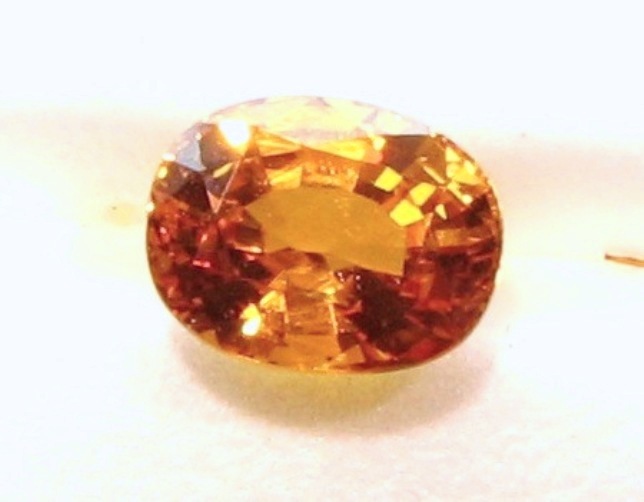 Natural Loose Gemstone Oval Honey Yellow Sapphire 8×6.4×4.7 mm 2.24 Carats