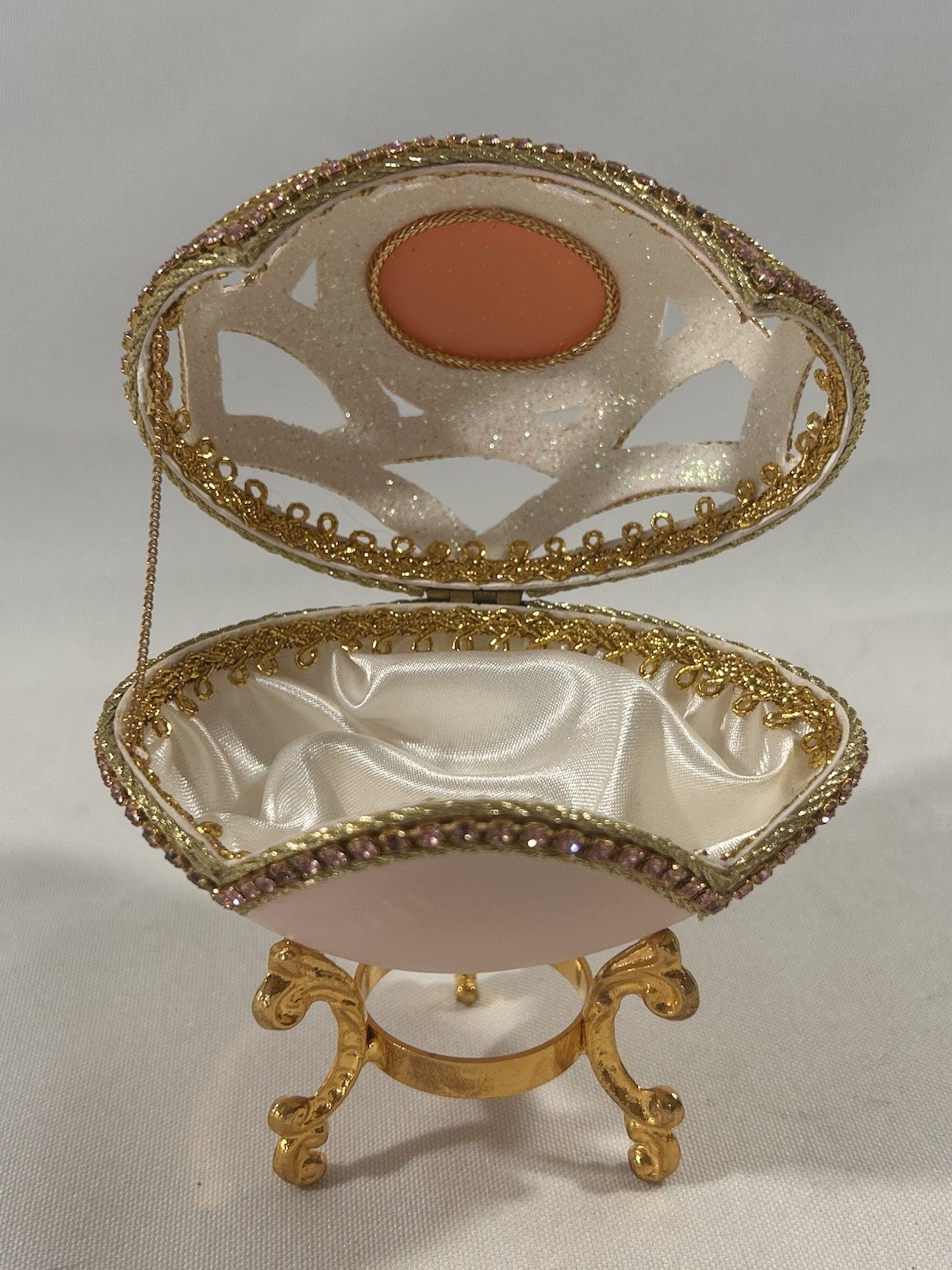 VTG Hand Decorated Fabergé-style Jewelry Presentation with White Satin Interior