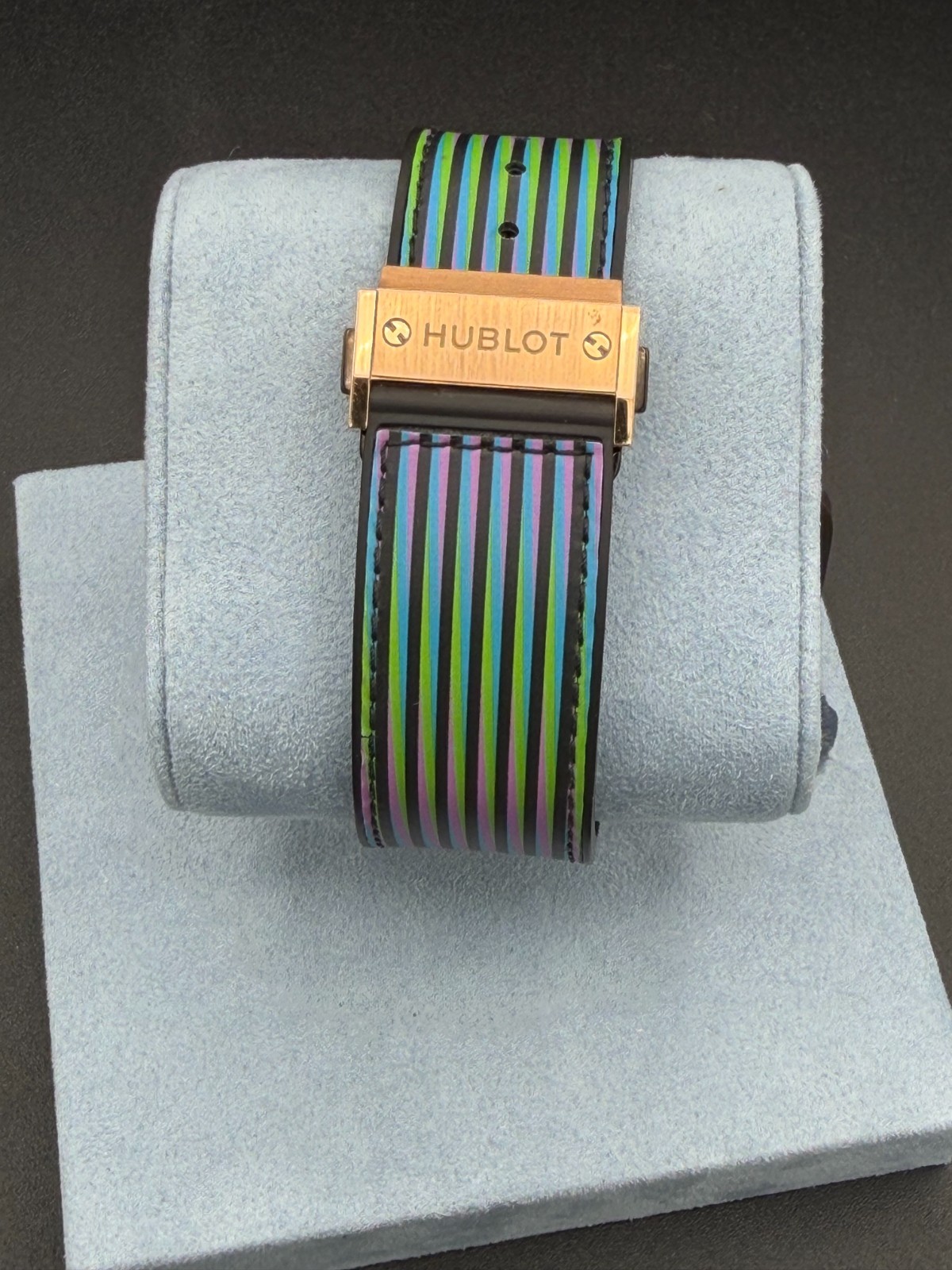 Hublot Classic Fusion Cruz Diez 18K Yellow Gold 45mm Limited Edition
