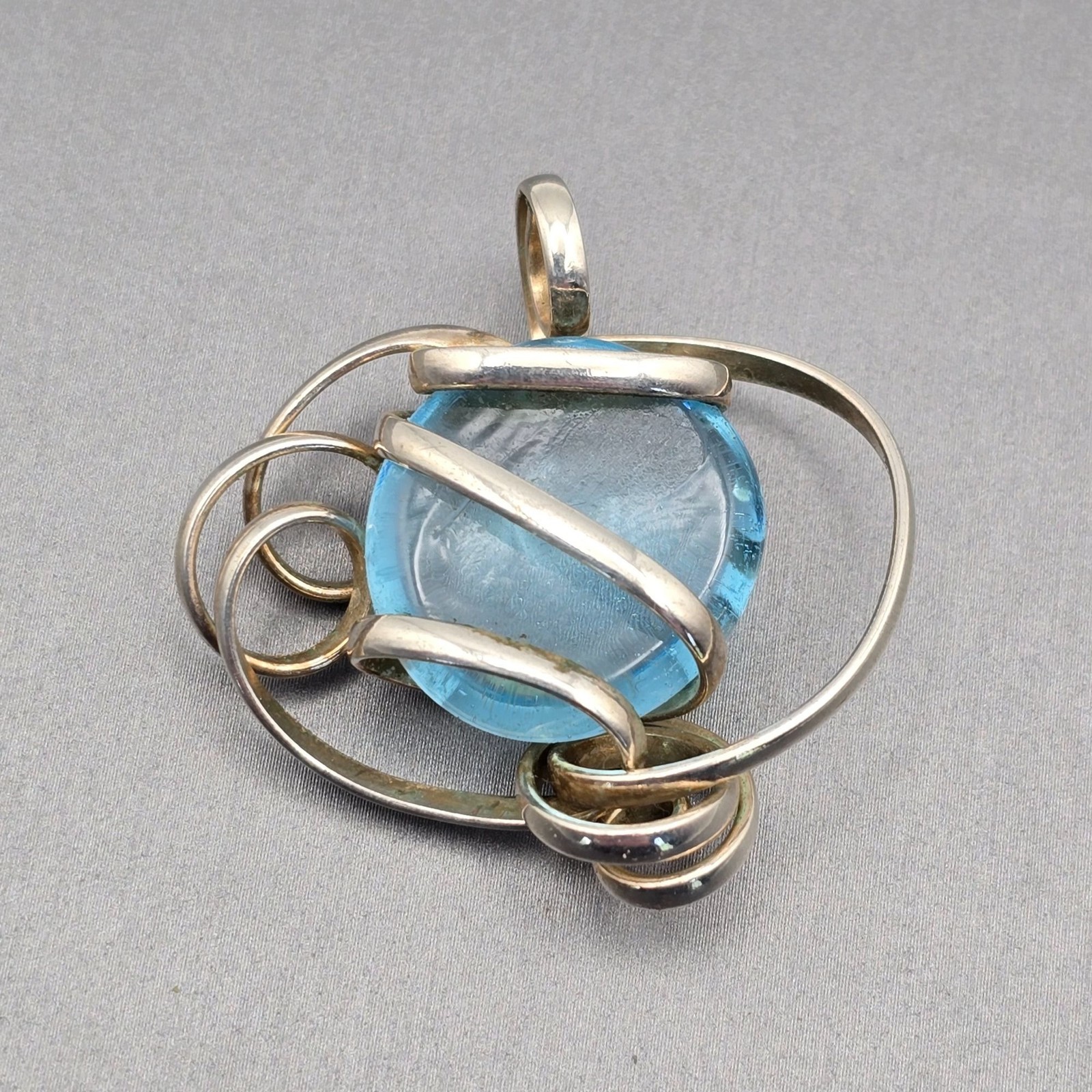 Vintage Sterling Silver Wire Wrapped Aqua Glass Pendant Abstract Modernist 1.5″