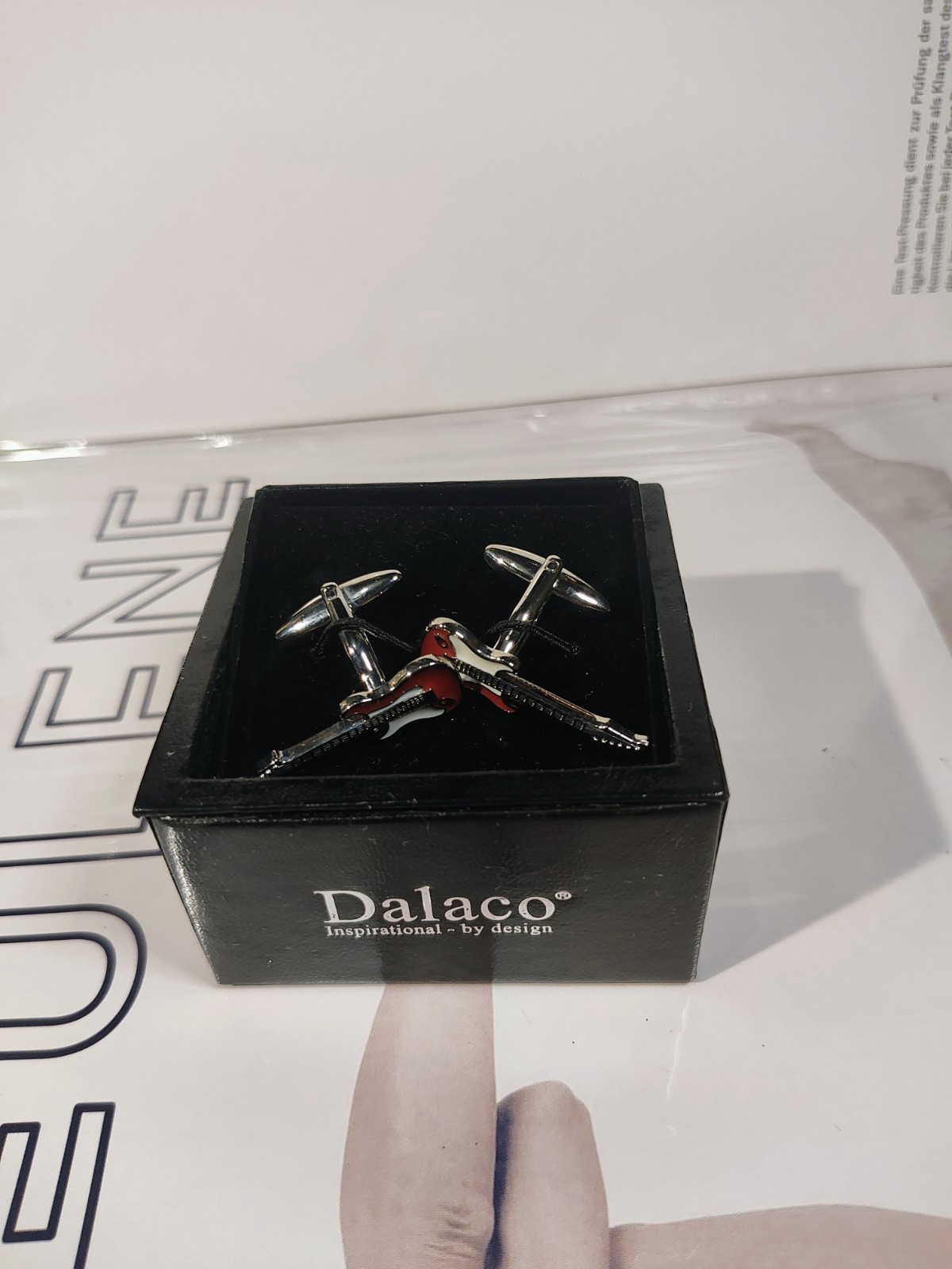 Dalaco Red & White Electric Guitar Cufflinks Rhodium Plated Enamel Boxed…