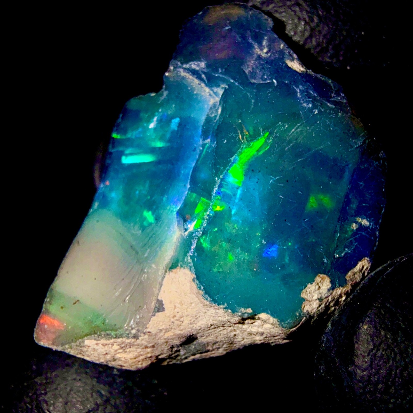 Ethiopian Fire Opal gemstone, Black Dry opal, Natural opal rough 24.5Ct 26×20 mm