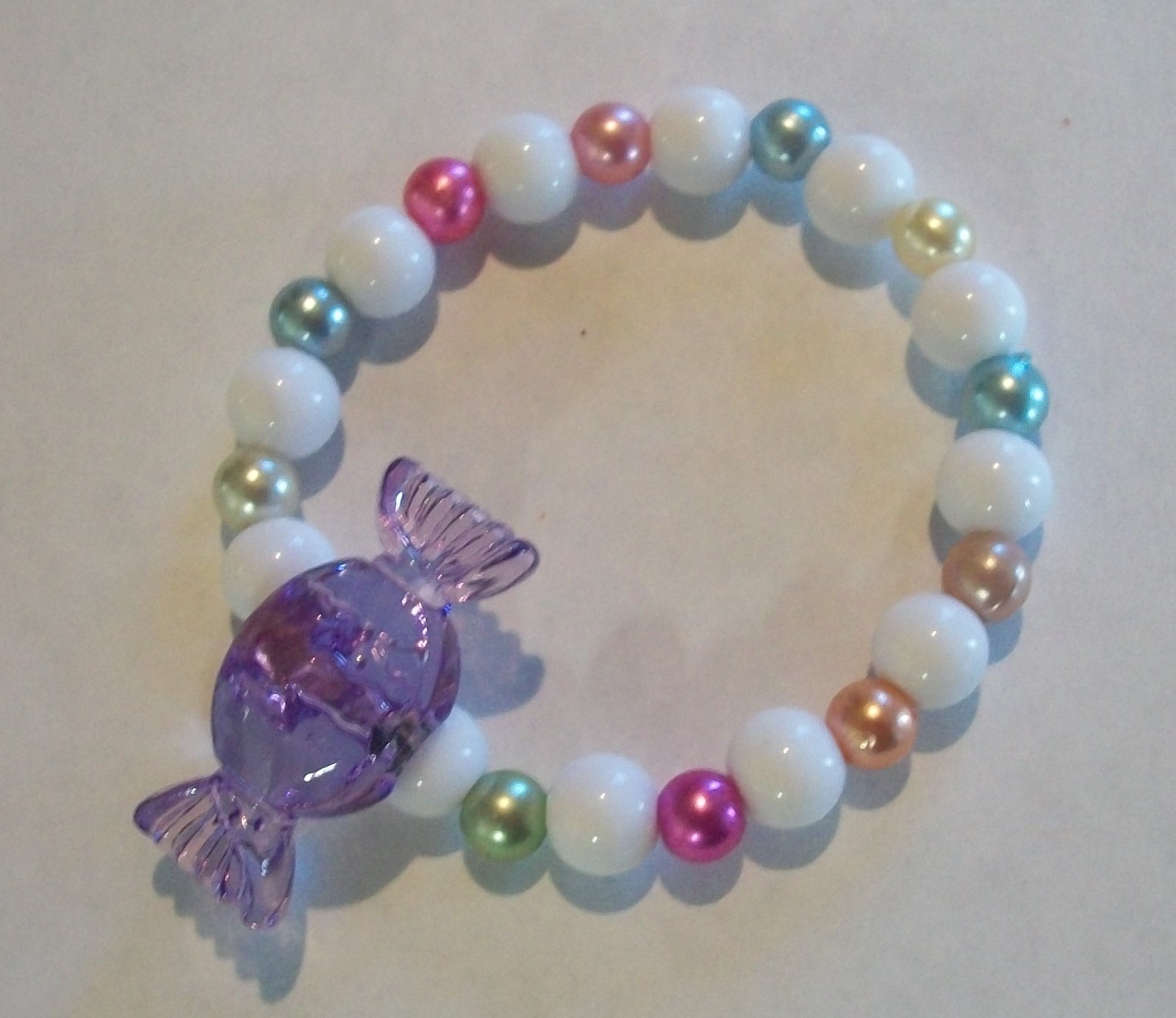 Girl’s Acrylic Stretchy Christmas Necklace & Bracelet Set, choice of 5 colors