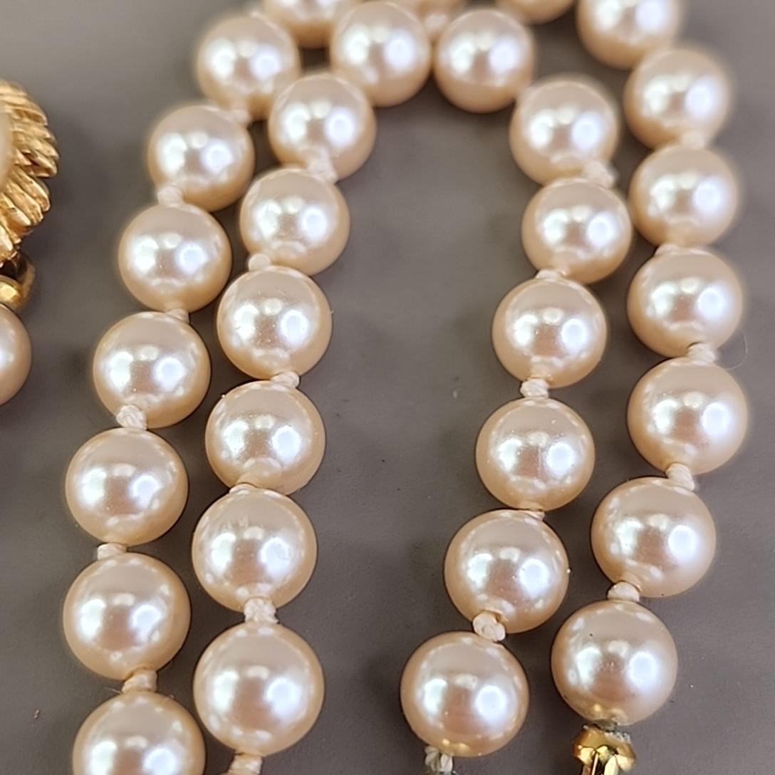 Vintage Faux Pearl Beaded Bracelet Two Strand Cream Knotted Push Lock 7″