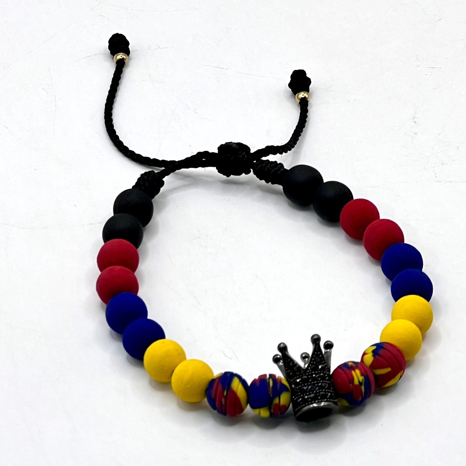 Handmade in Colombia – Colombian Crown Beaded Bracelet Adjustable & Artist Made