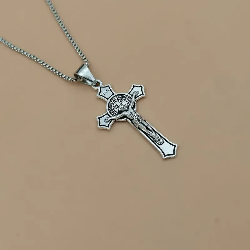 925 Sterling Silver 3D Catholic Crucifix Christian Jesus Christ Cross Necklace