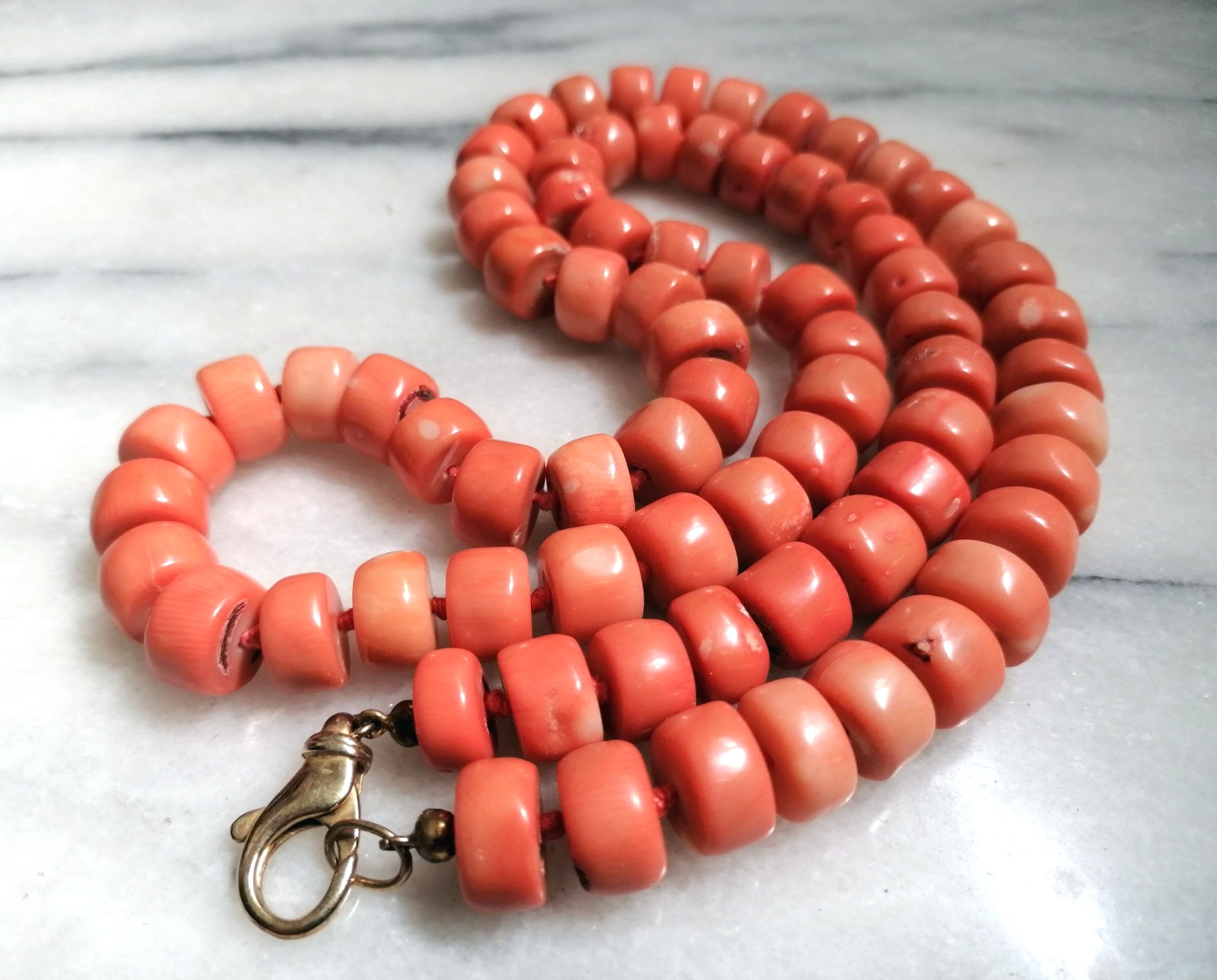 SPECTACULAR MAXI LONG NECKLACE CORAL BAMBOO SALMON CLASP SILVER GOLD.