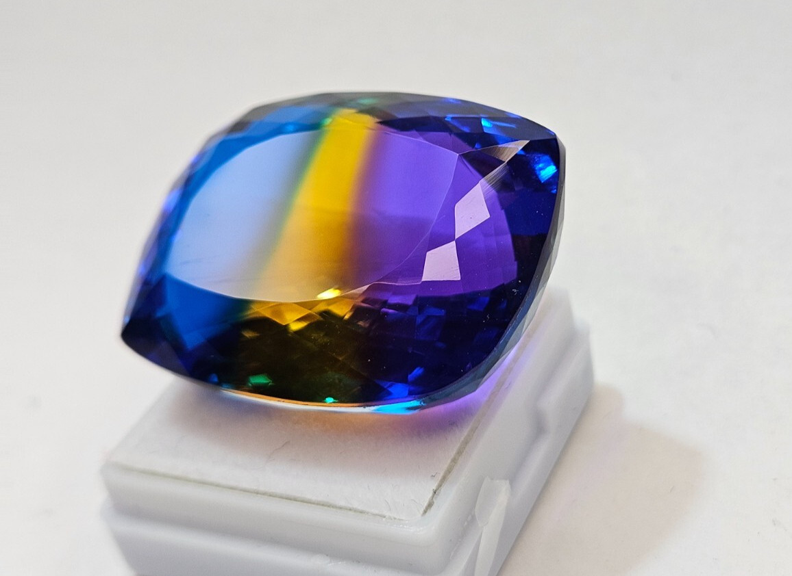 Bi-Colour Ametrine Natural Fancy Cut 90+ Ct Certified Loose Gemstone