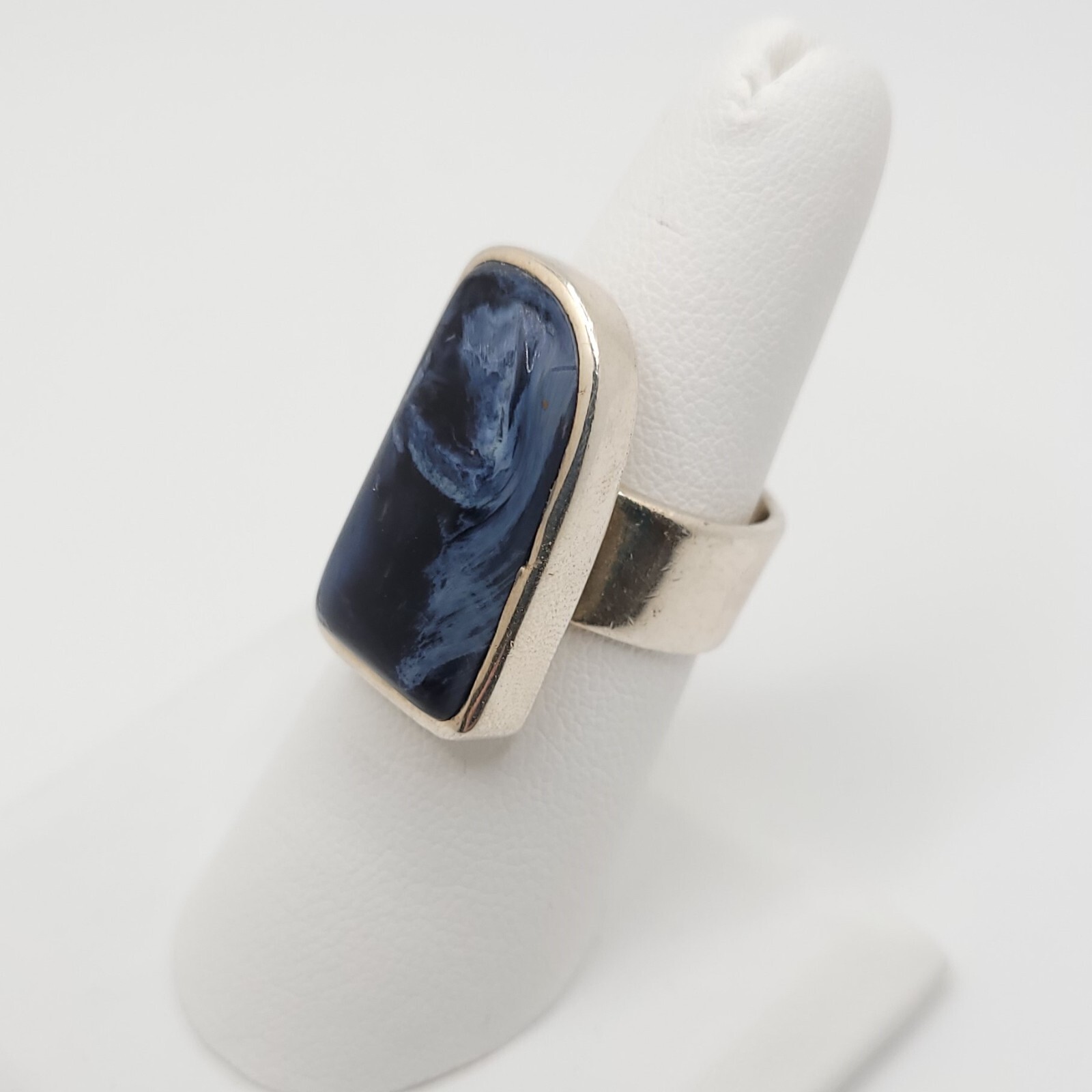 Natural Black & Blue Stone Ring .925 Sterling Silver Size 7 – RS141