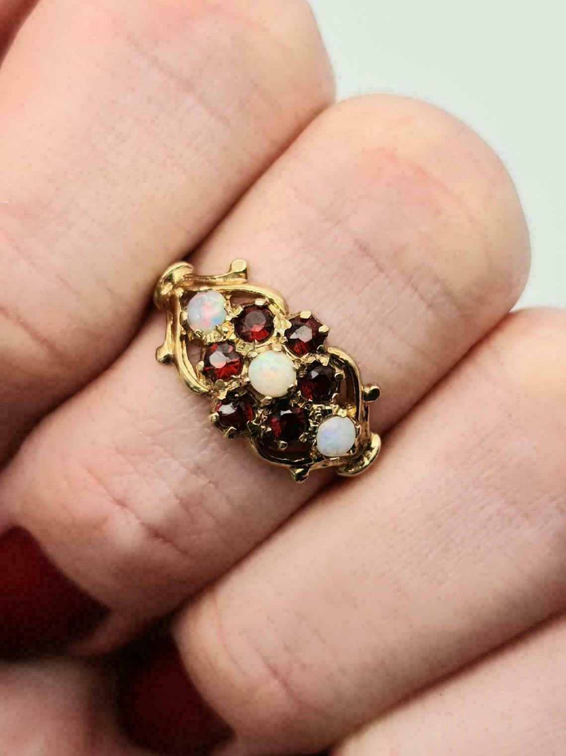 1Ct Round Cut Simulated Opal Flower Wedding Ring 14K Yellow Gold Plated Silver