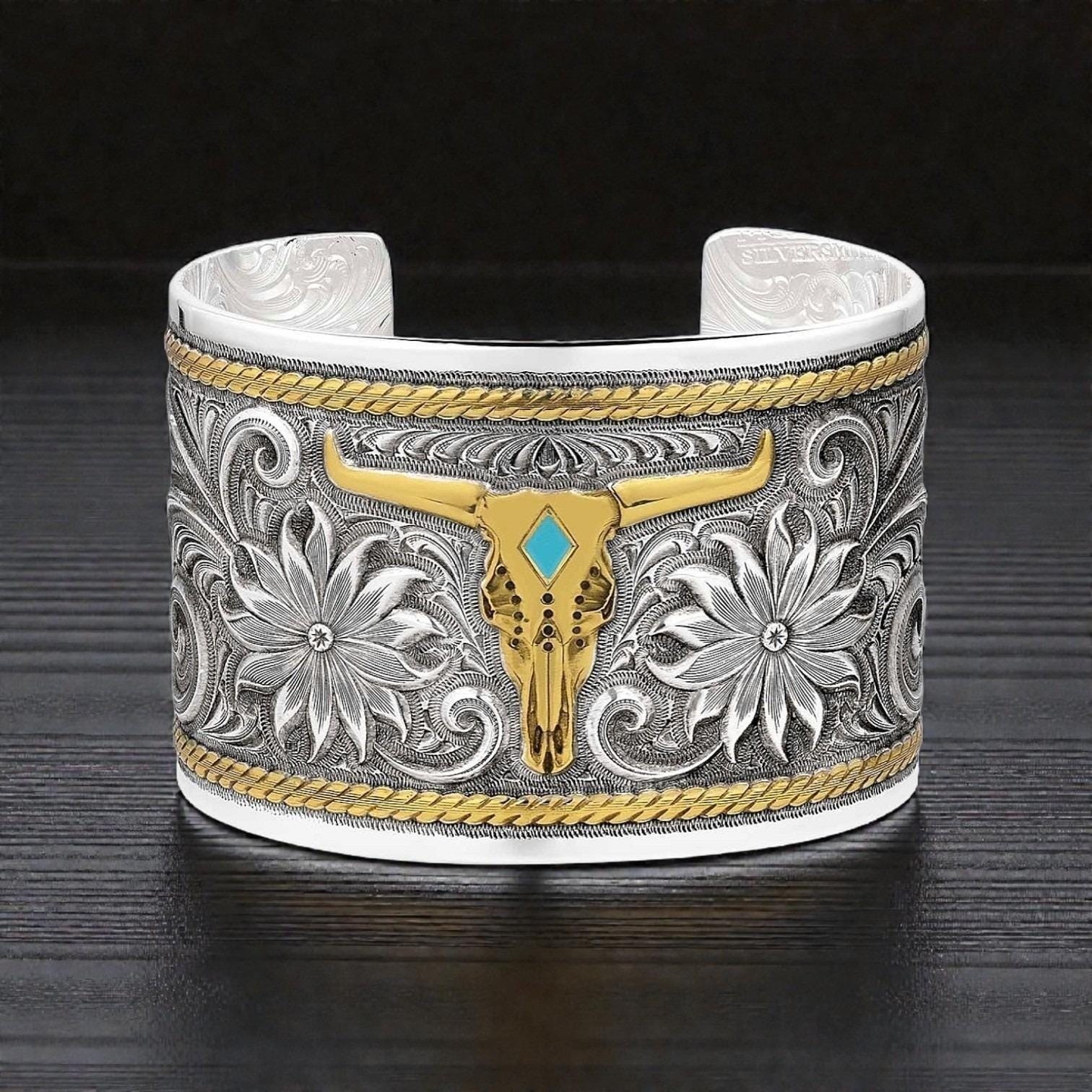 Montana Silversmiths Meadow Majesty Steer Head Cuff Bracelet Retail $100 New!