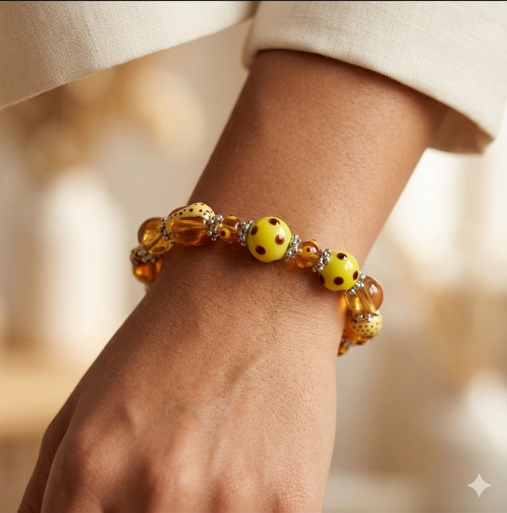 Giraffe Bracelet Yellow Brown Beaded Stretch Bracelet for Women