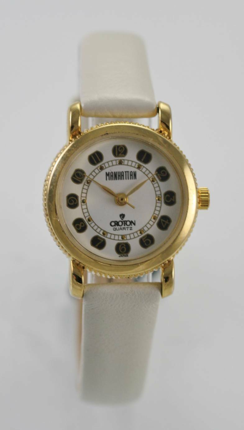 Croton Watch Womens Manhattan Stainless Steel Gold White Leather Battery Quartz