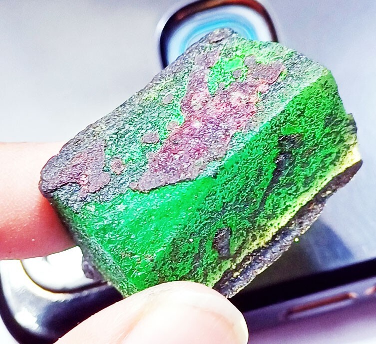 Natural Emerald Rough Loose Gemstone 103.50 Ct Certified With Free Gift
