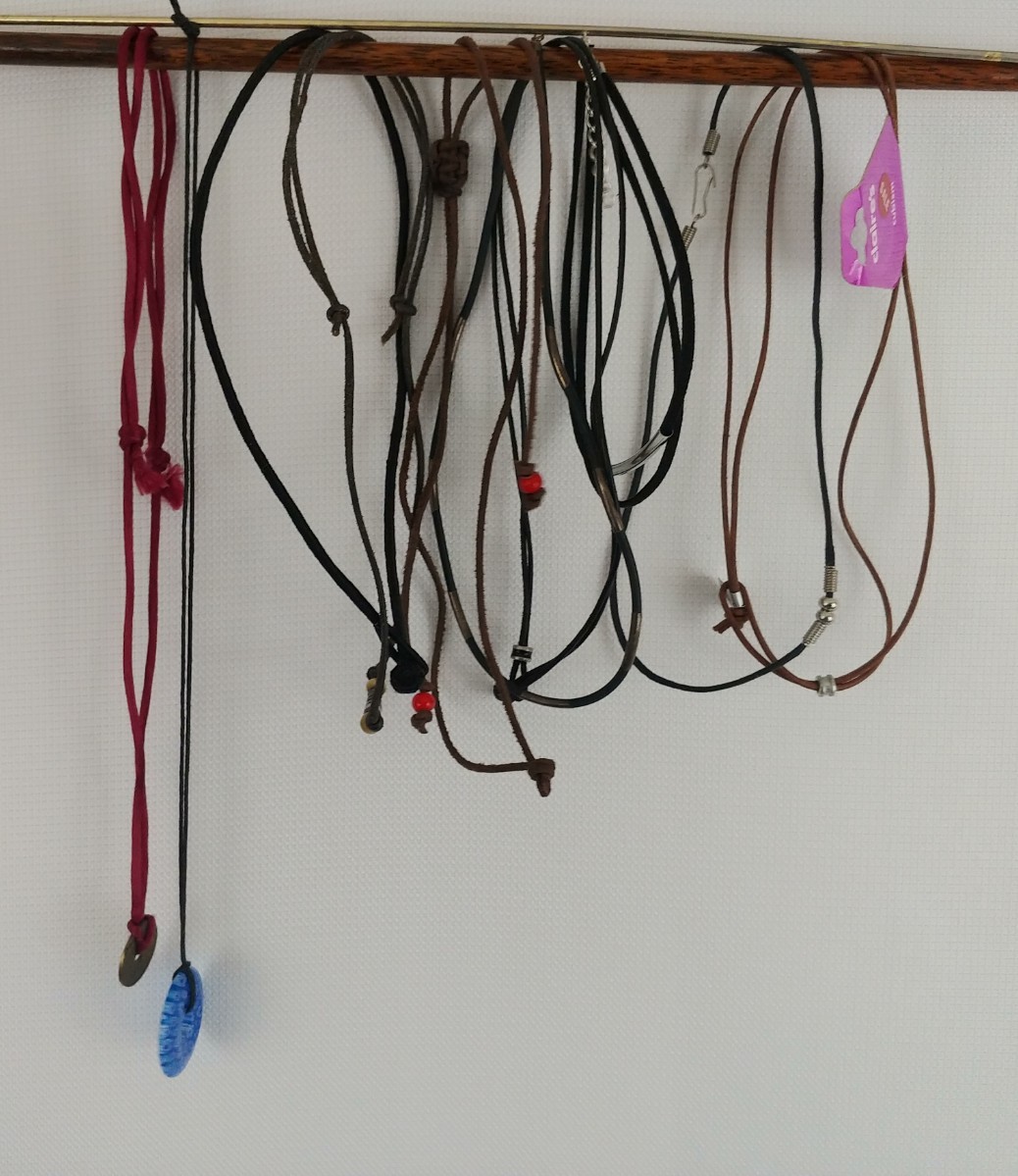 Lot 10 Mixed Surfer Style Necklaces Black Brown Leather Rubber Free Ship Velvet