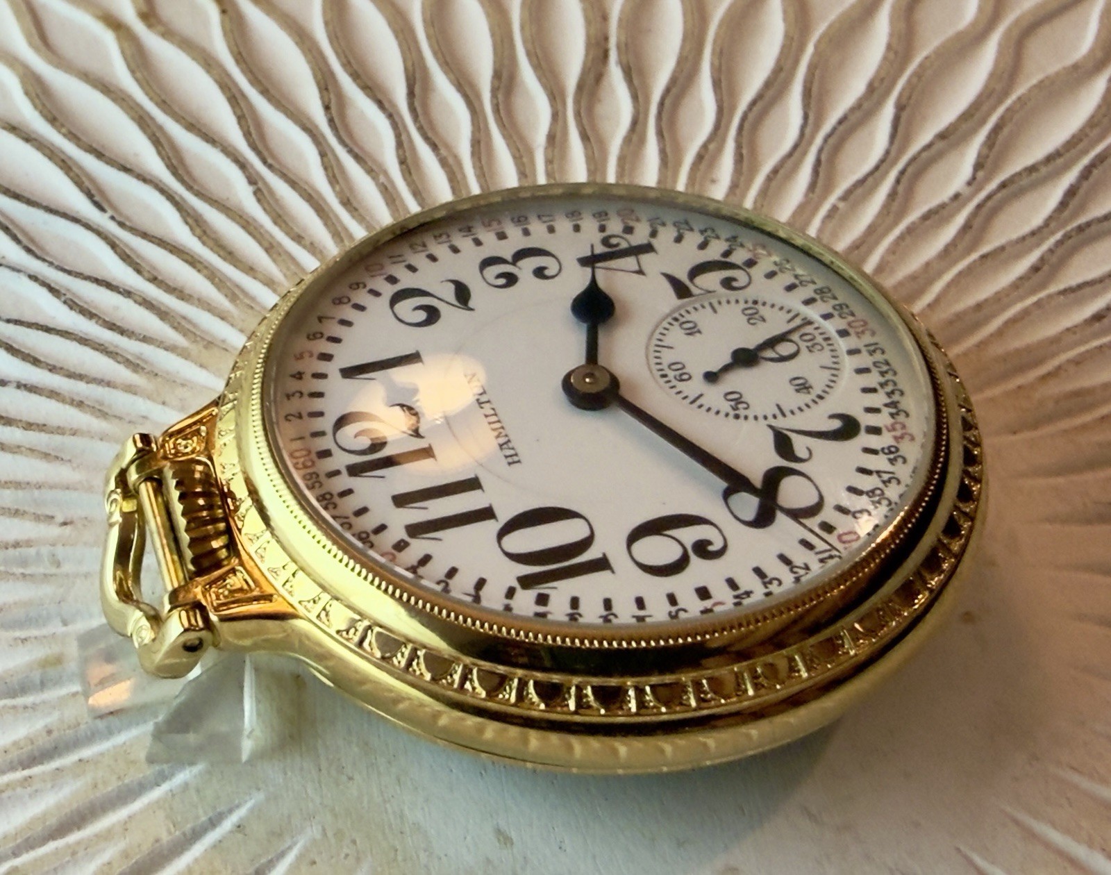 WOW 1952 Hamilton 16S 23J Grade 950B Display Mainliner Pocket Watch Great Runner
