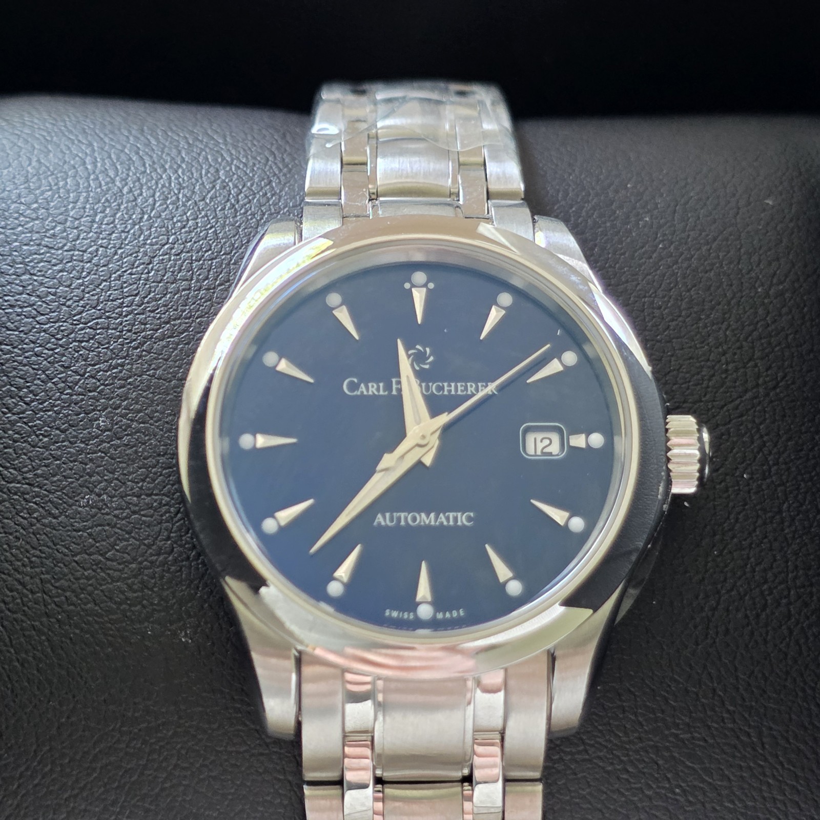 Carl F. Bucherer Manero Auto 30mm Blue Dial Steel 00.10911.08.53.21 Full Set