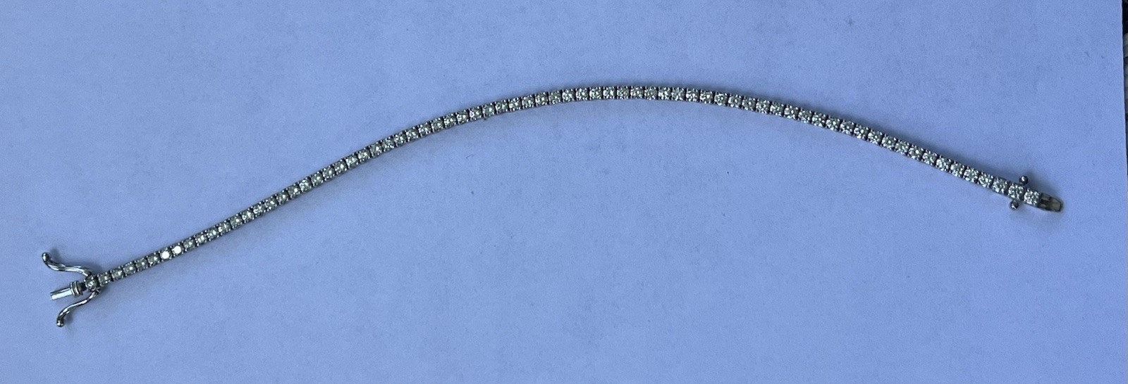 Gorgeous NEW 3 carat Natural Diamond Tennis Bracelet set in 18kt white gold