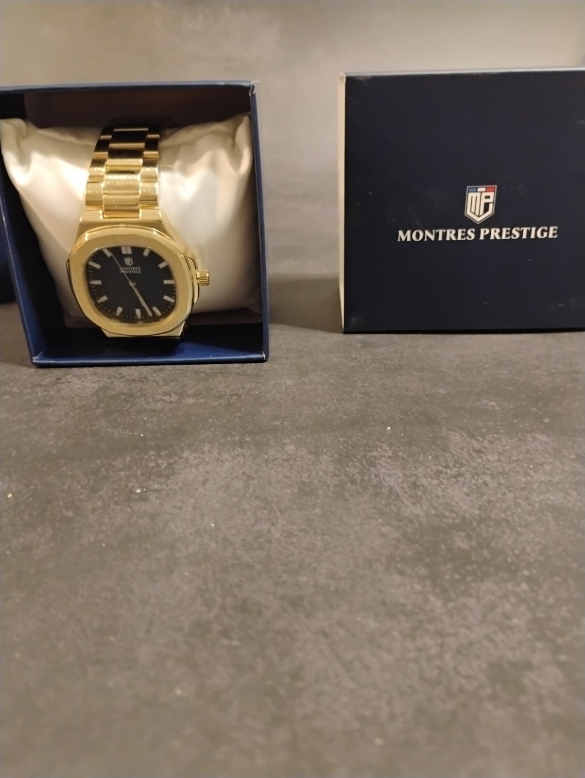 Montres Prestige Men’s Watch Model 0302 Classic Dress Style