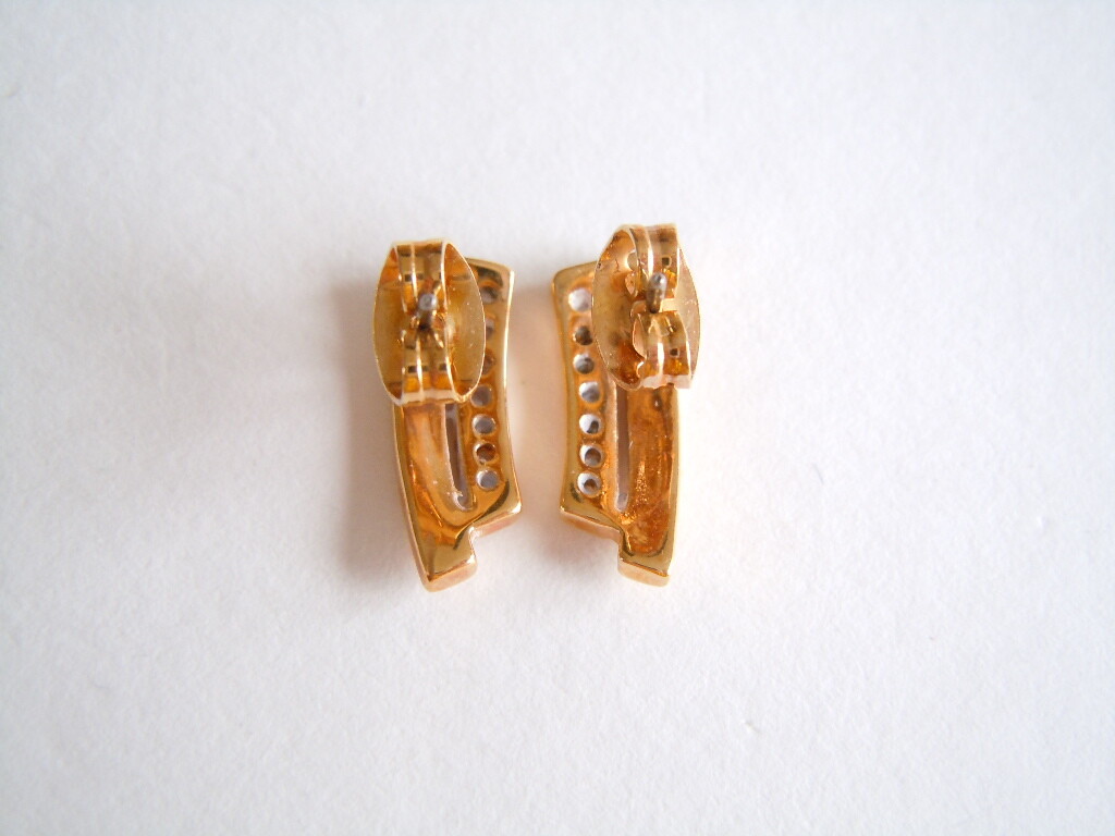 Earrings Studs Clear Stones Metal Gold Tone 1.6 G/1.5 X 0.5 Cm