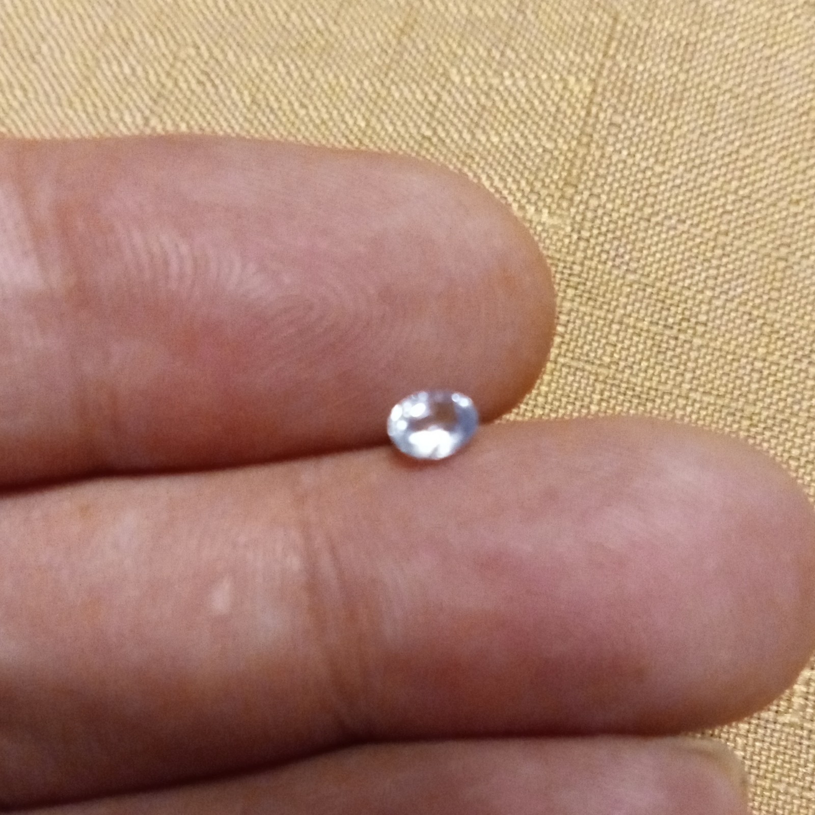 .34 ct natural VS light blue Ceylon Sapphire oval shaped heated