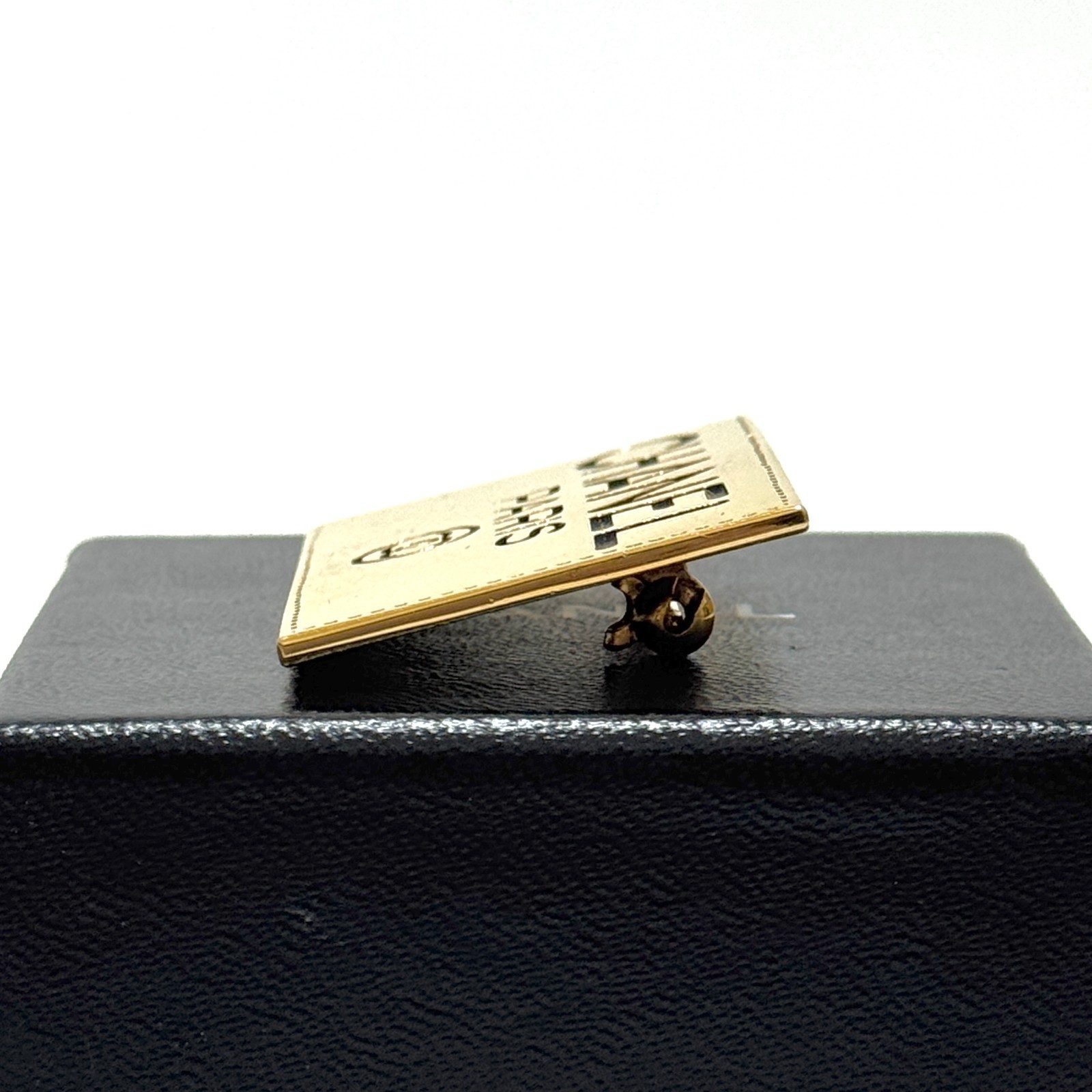 CHANEL CC Logo COCO Mark Plate Brooch Gold Vintage Authentic Japan
