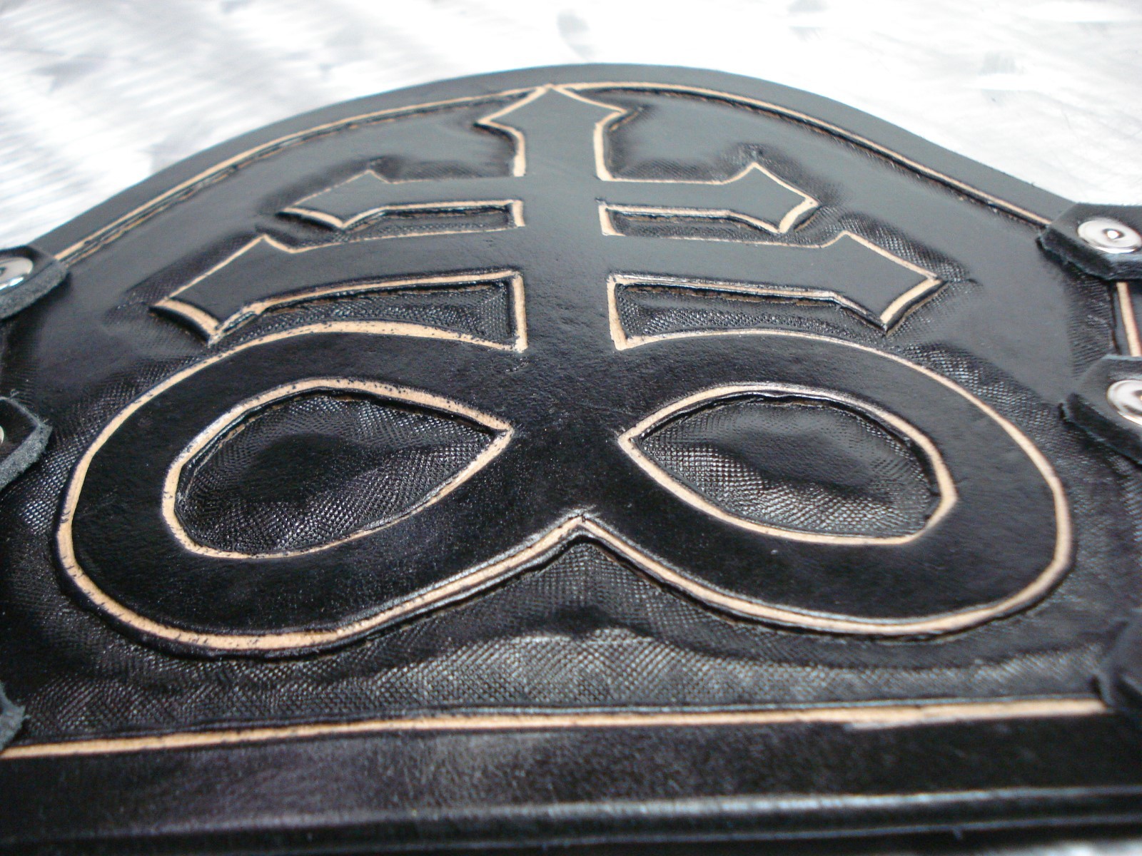 BLACK CARVED SATANIC LEATHER GAUNTLET. HEAVY METAL (MDLG0328)…..KING DIAMOND