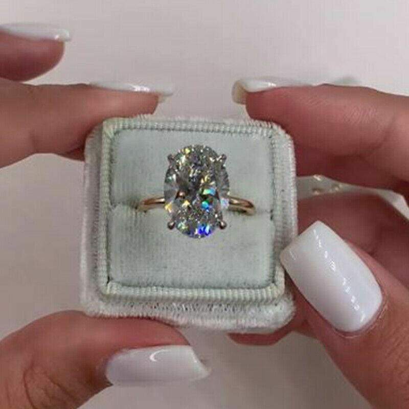 2.70Ct Oval Simulated Moissanite Solitaire Wedding Ring 14K Yellow Gold Plated