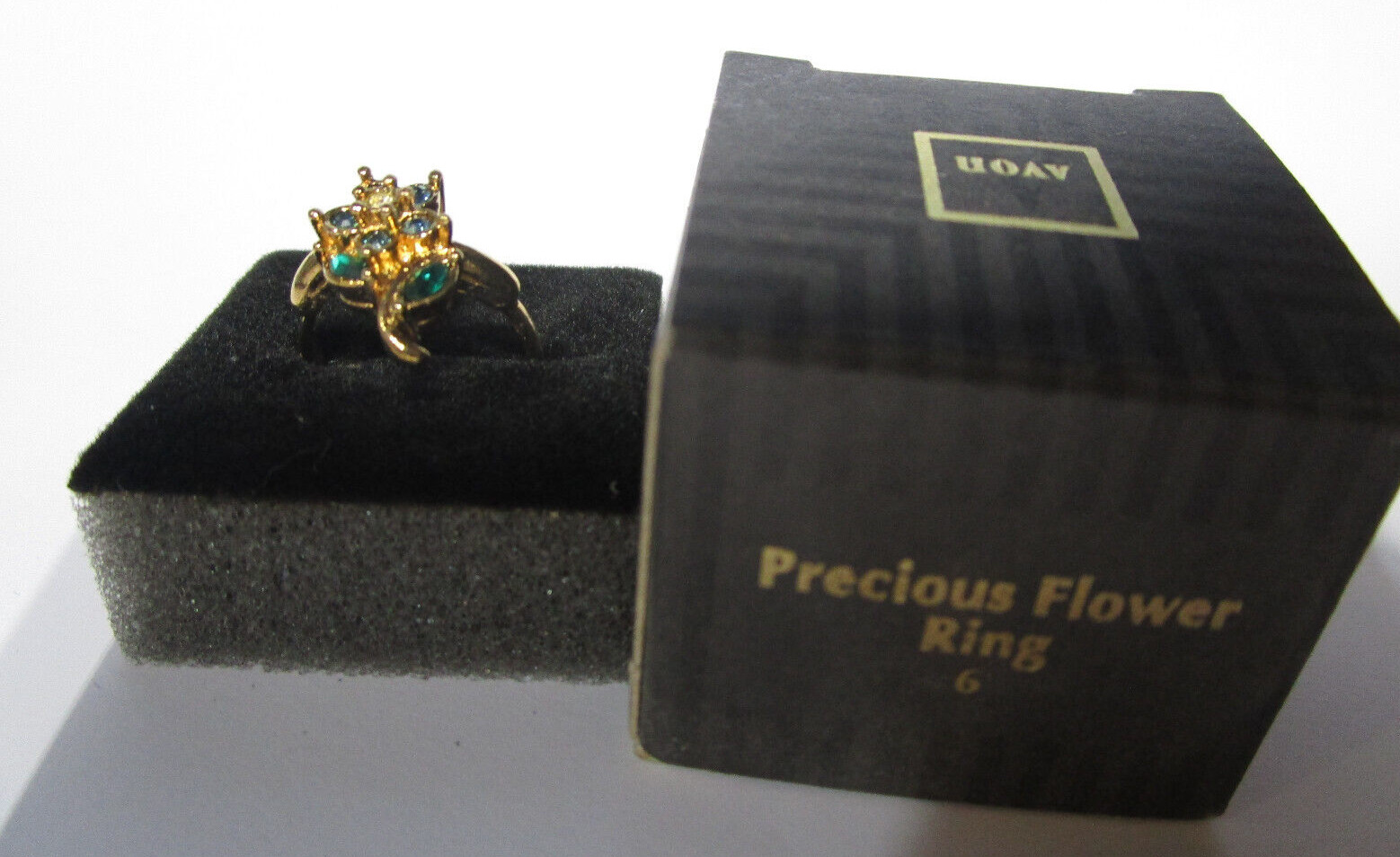 Avon Precious Flower Ring Size 6 Costume Jewelry 1992