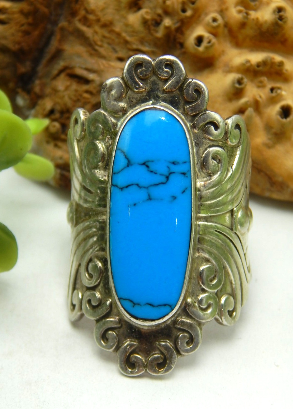 Vintage Large Sterling silver and turquoise Statement Full Finger ring size 8.5