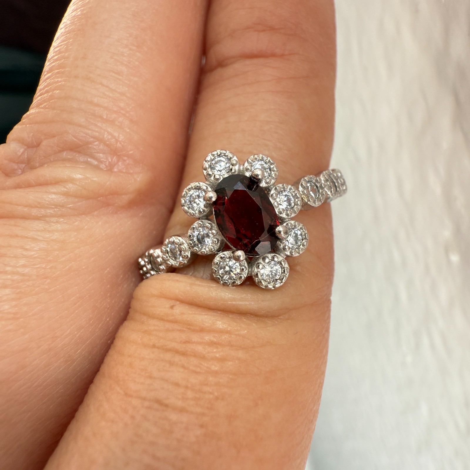 925 Sterling Silver Ring 6x4mm Natural Rhodolite Garnet Gemstone Zircon Red Gift