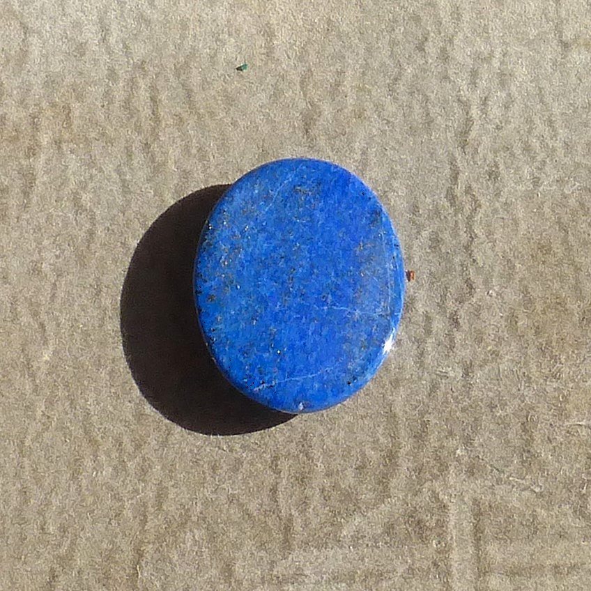 NATURAL hand cut medium blue Lapis cabochon from Afghanistan (21.25 cts.)
