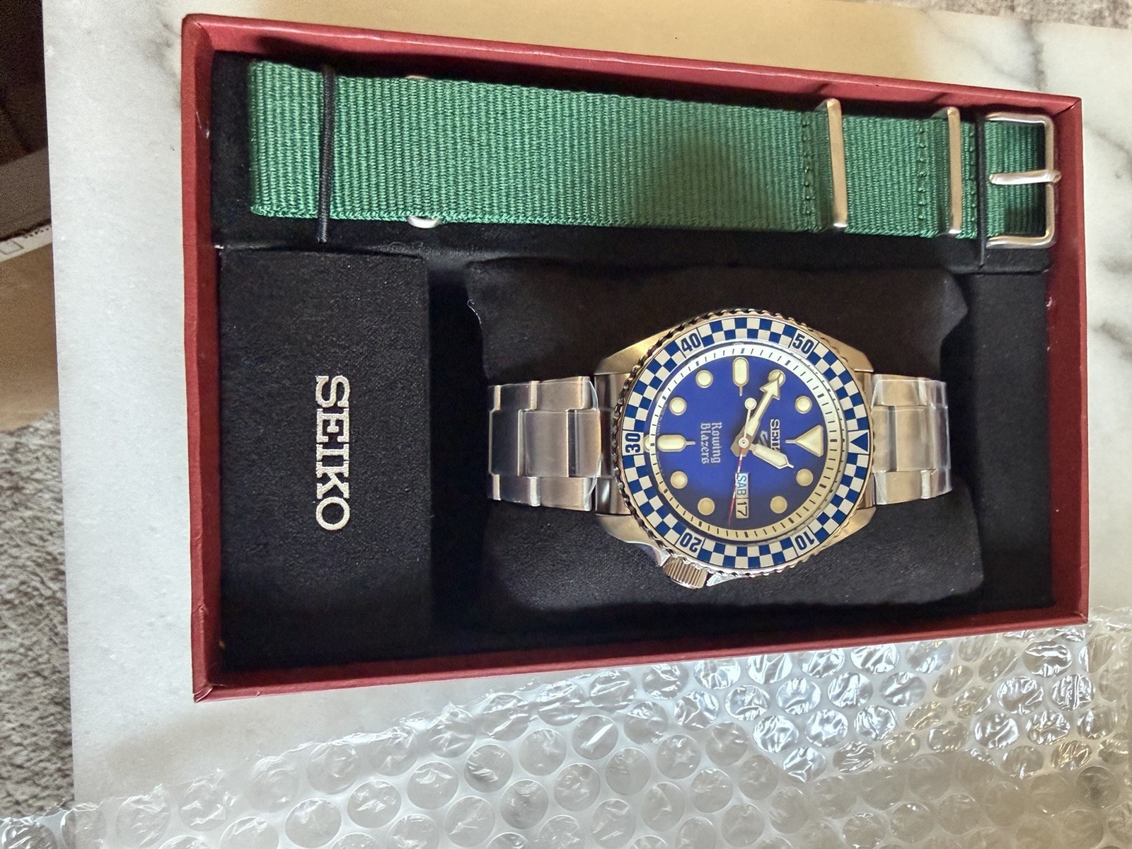 Seiko 5 Sports Rowing Blazers Blue Dial Auto Day/Date Bezel Box Bracelet