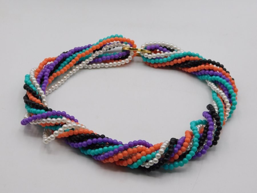 A191- VINTAGE NECKLACE SET~MULTI NECKLACES/TWISTED IN A CHOCKER STYLE