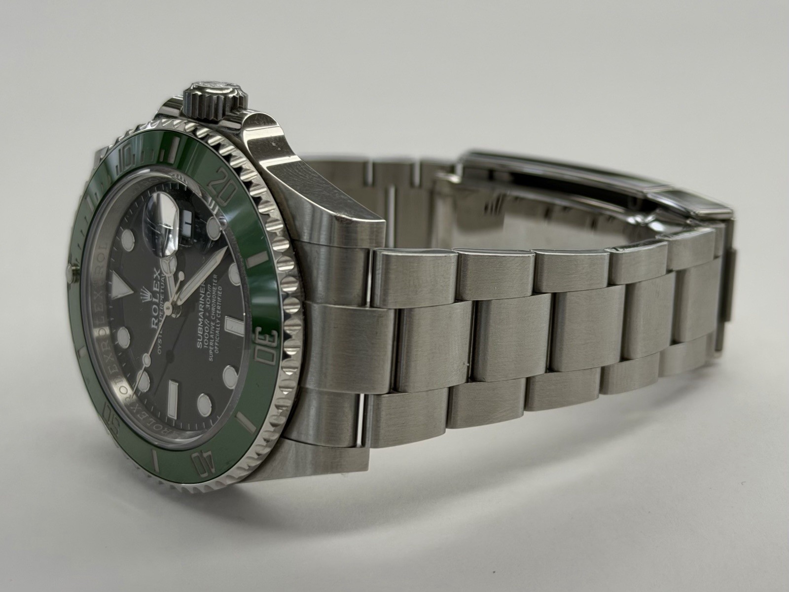 2024 Rolex Submariner “Starbucks” 40mm Automatic Watch 126610LV