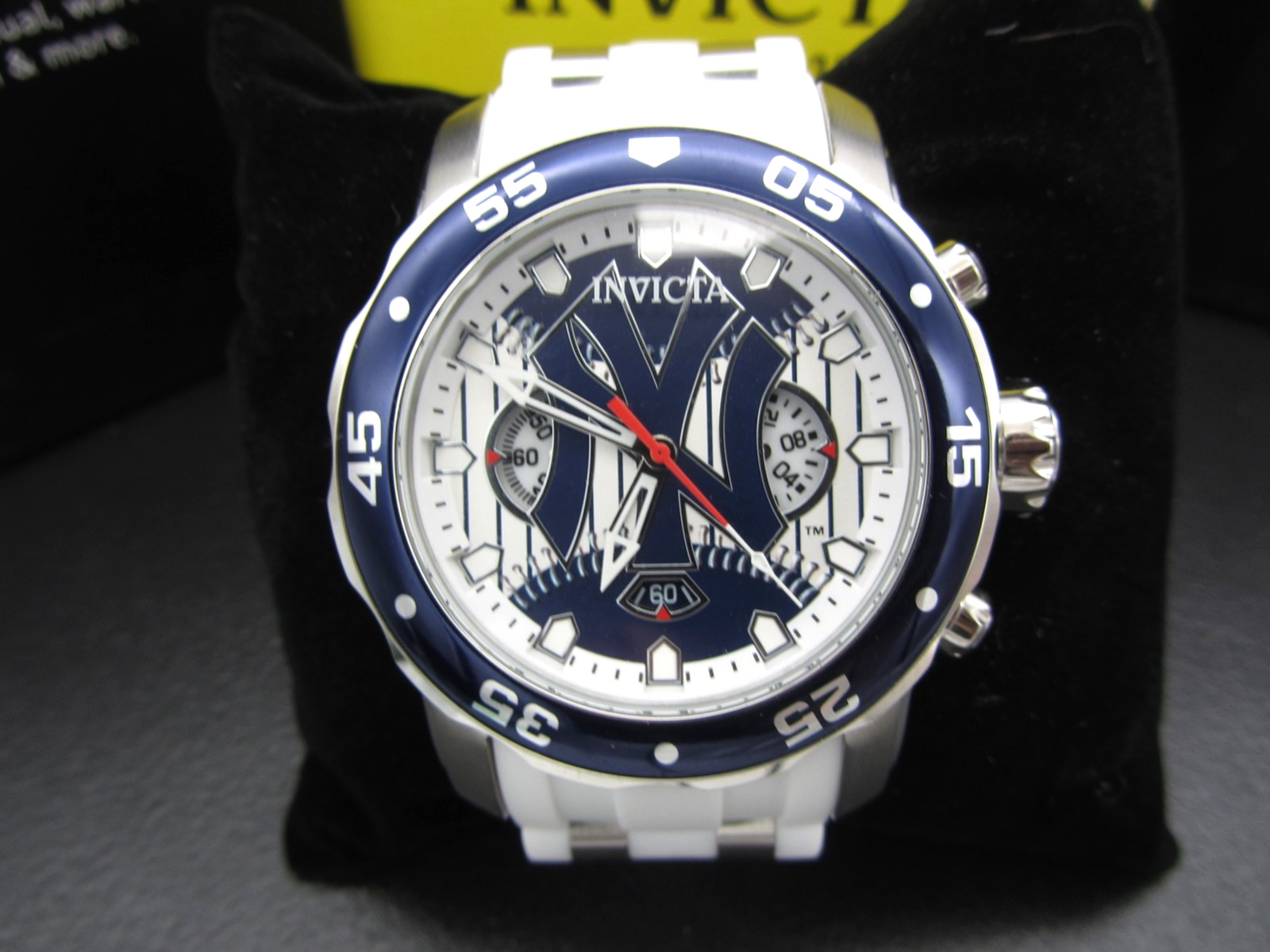 Invicta MLB New York Yankees Men’s 48mm Limited Blue Chrono Watch 49874 Clean!
