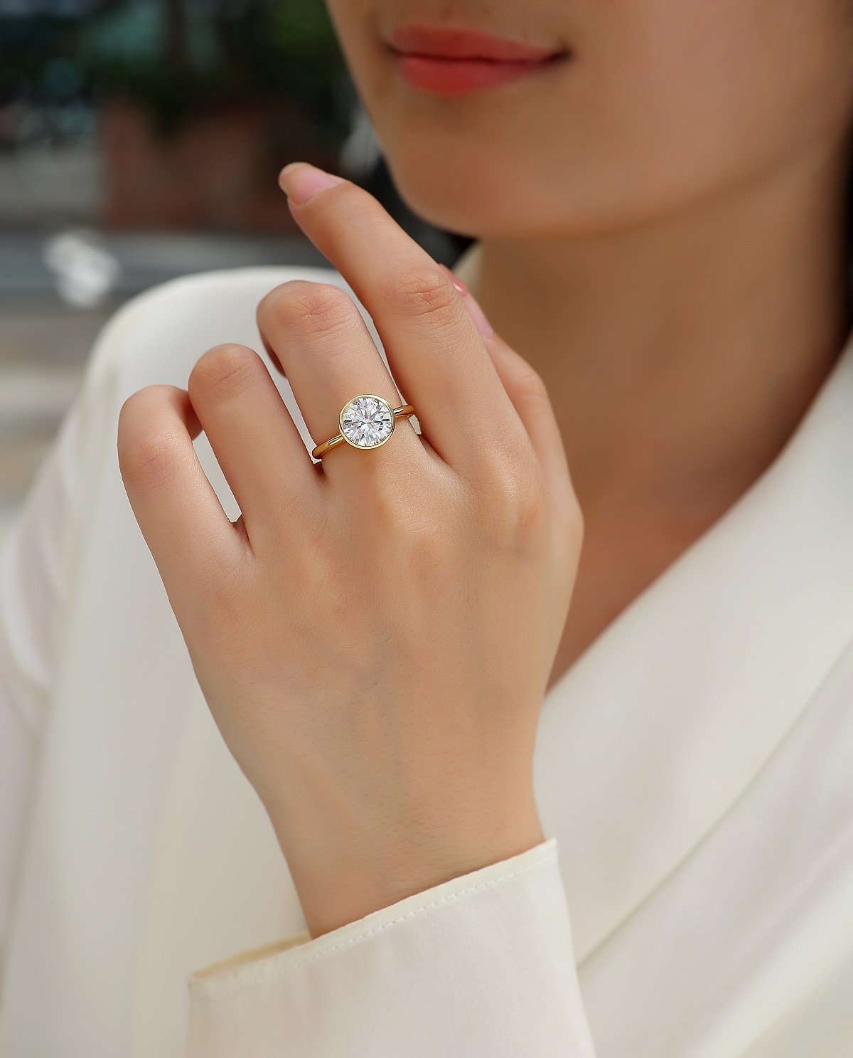 Luxury Moissanite 9mm Round Ring – S925 Sterling Silver – Time Bubble Large Desi
