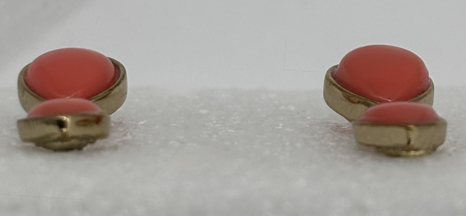 Vintage Nine West Holdings Clip Earrings Teardrop Faux Coral Cabochons Gold Tone