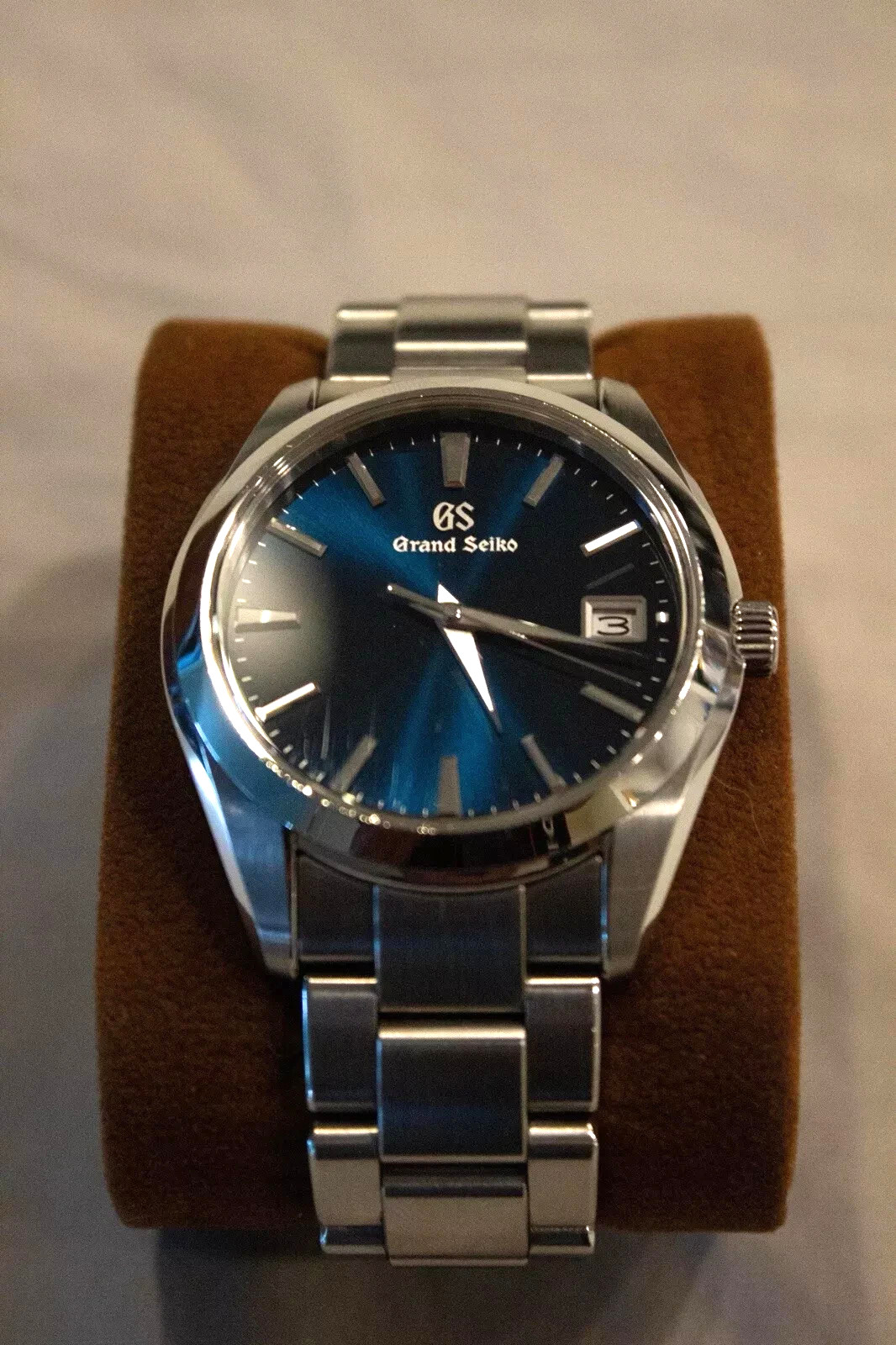 Grand Seiko Heritage Blue Men’s Watch – SBGV225