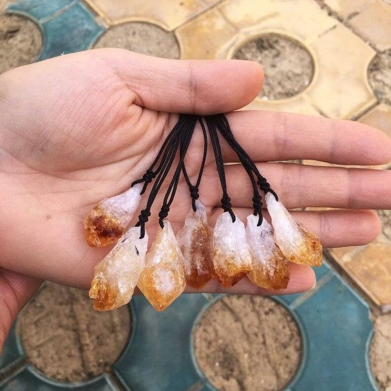 Raw Citrine Crystal Pendant Healing Protection Talisman Necklace for Women Men
