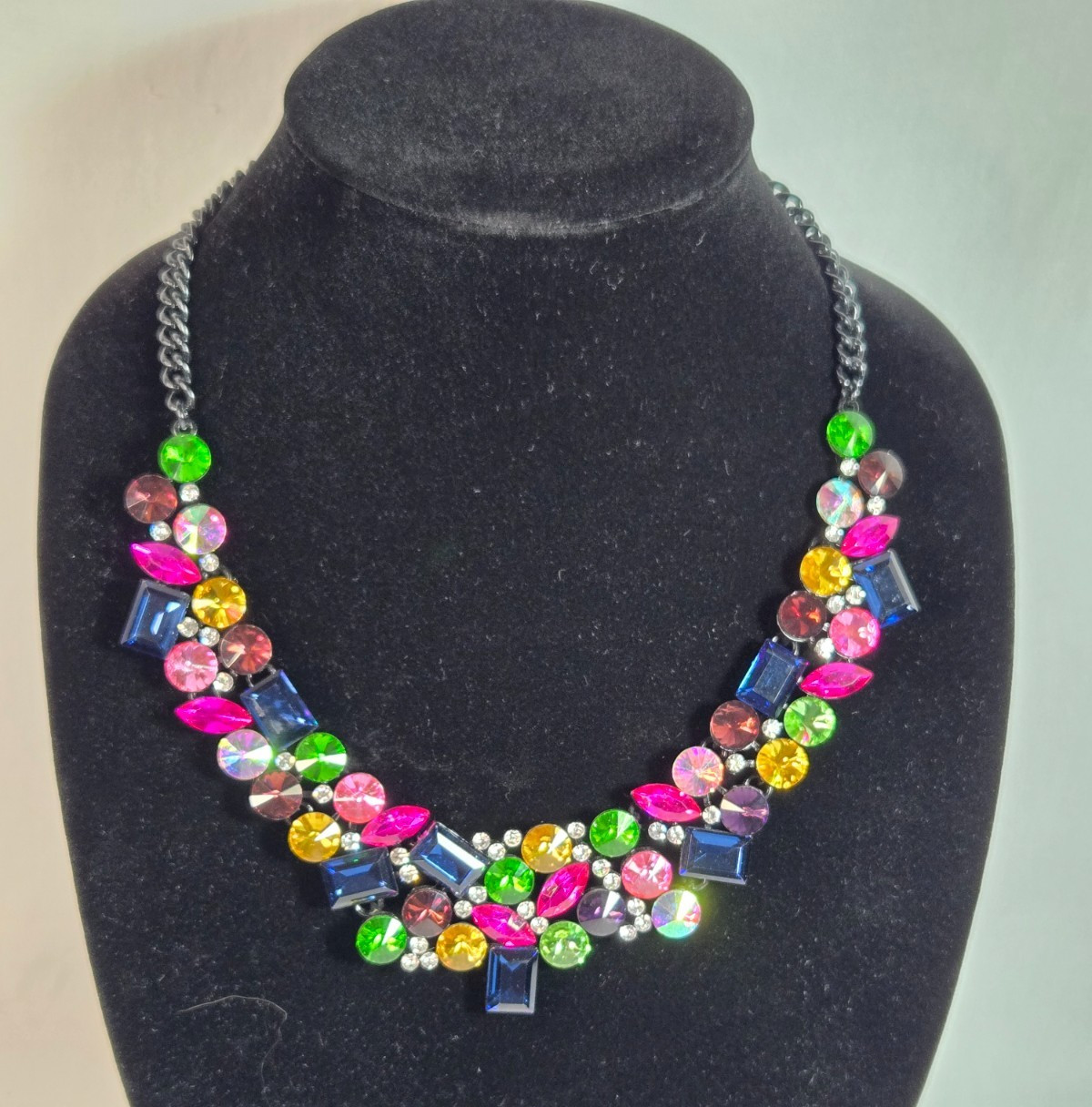 Multicolor Rhinestone Statement Bib Necklace Gunmetal Chain Bold Crystal Cluster