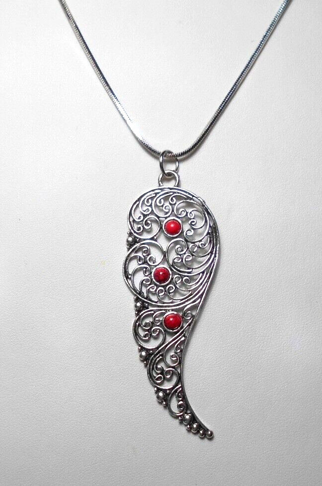 85mm silver wing pendant with Red Cabochons, 29″, 74cm Snake chain (2D2)